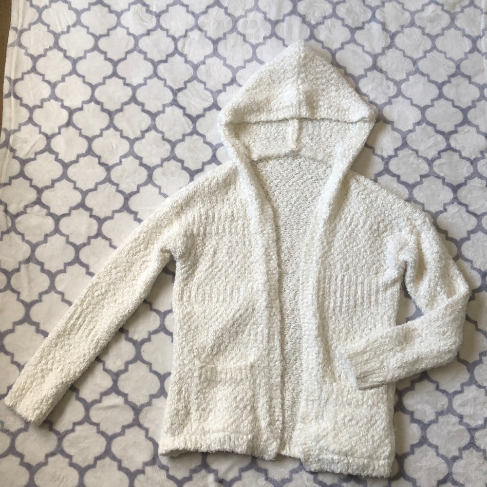 White cloud cardigan